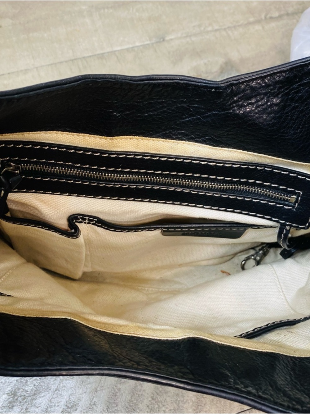 Michael Kors Black Leather  Hobo Shoulder Handbag Good Silver Hardware - Picture 12 of 12